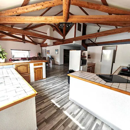 Maison 3 Avec Piscine Couverte Villa