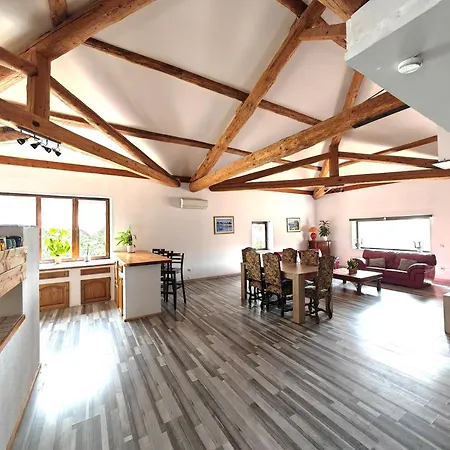 Maison 3 Avec Piscine Couverte