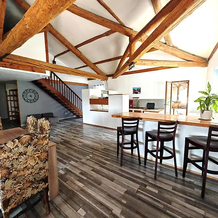Maison 3 Avec Piscine Couverte *